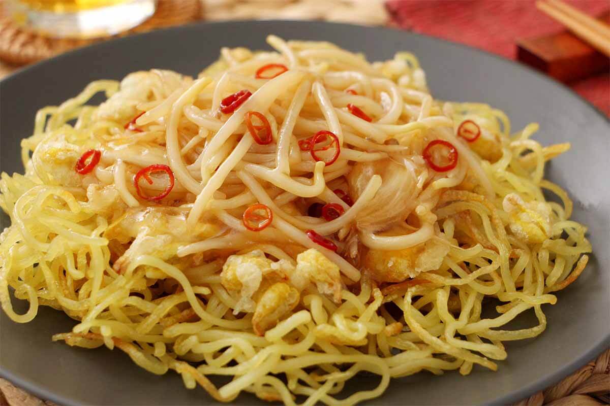 栗原はるみさん「豆もやしの黒酢あんかけ焼きそば」