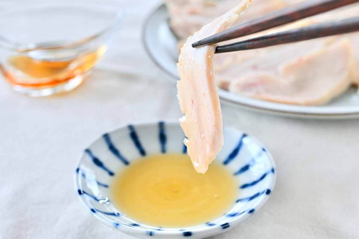 栗原はるみさん「鶏むね肉の塩麹漬け焼き」