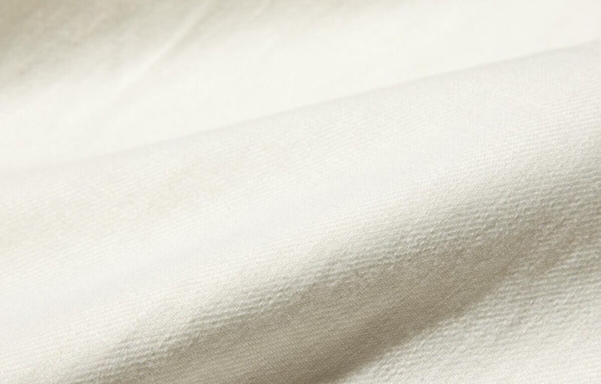 ユニクロ　リネンブレンドストレートパンツ