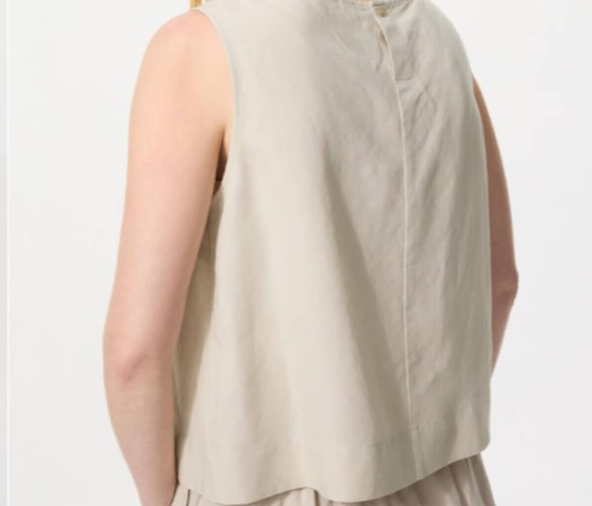 ユニクロ　リネンブレンドブラウス/ノースリーブ