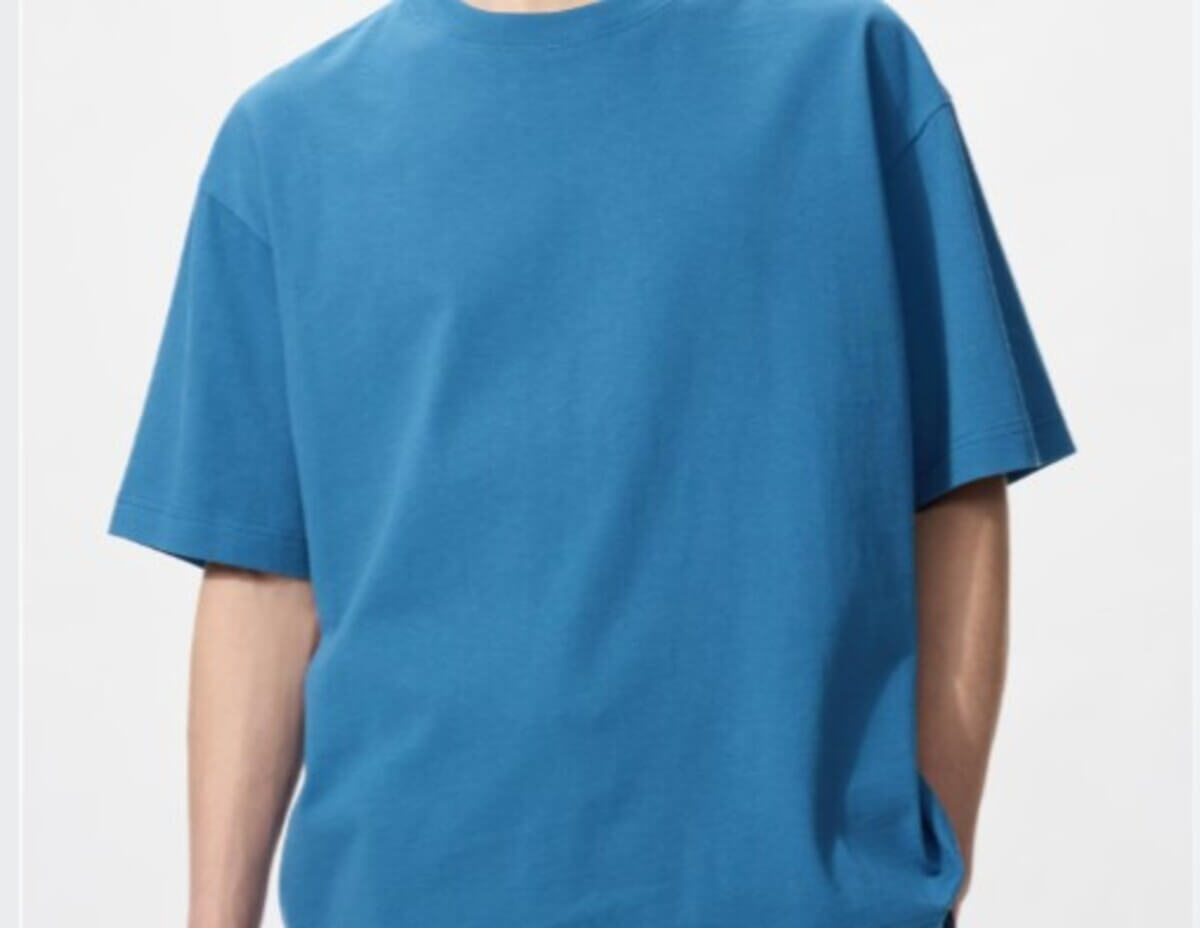 ユニクロ　ボクシークロップドTシャツ