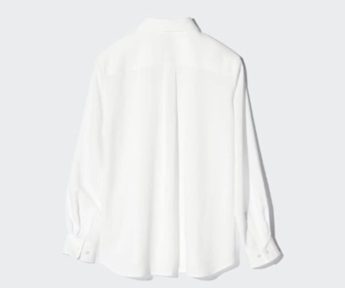 ユニクロ　レーヨンブラウス