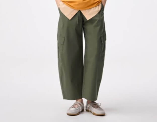 GU カーゴバレルアンクルパンツ