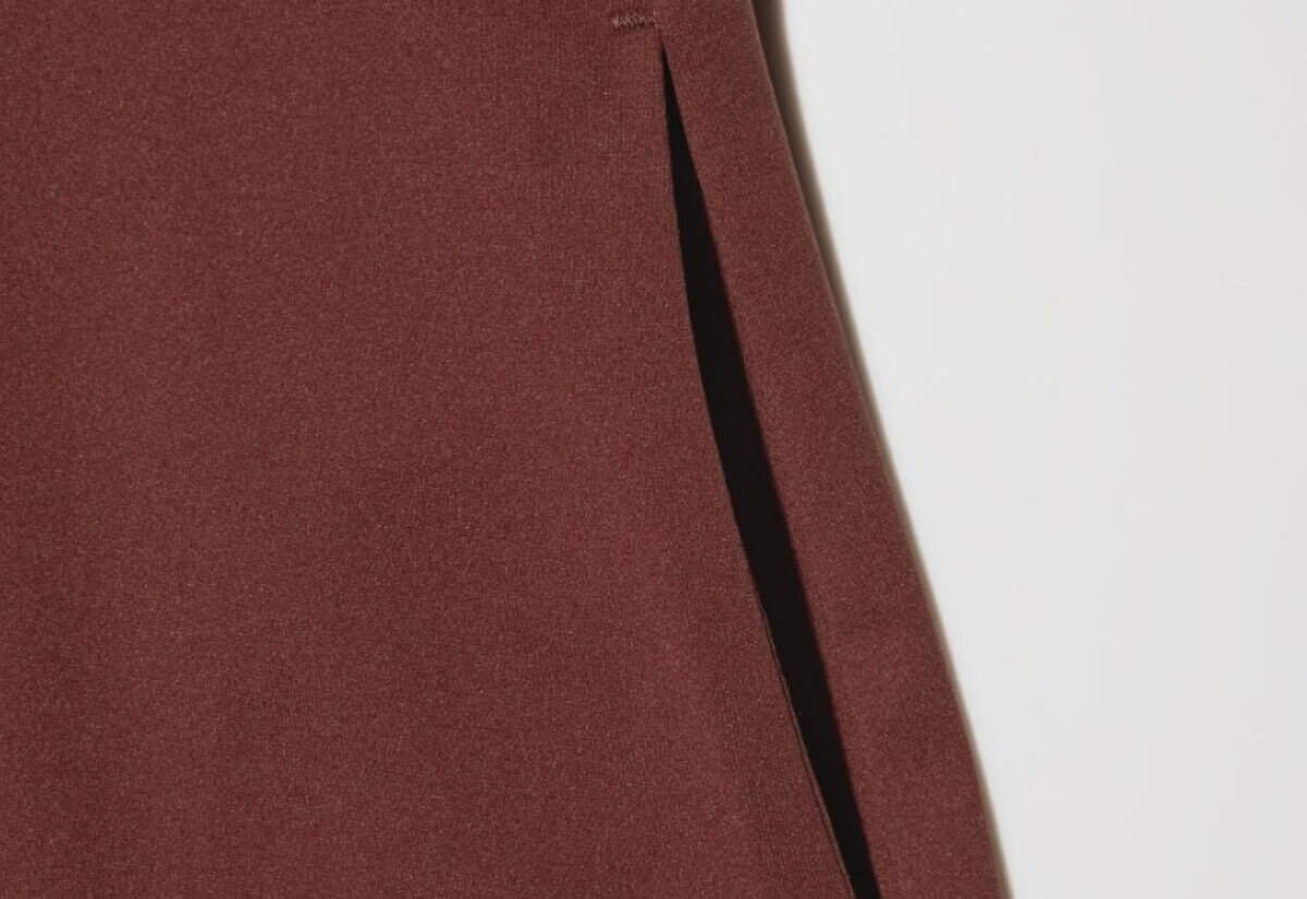 ユニクロ　ウルトラストレッチエアリズムワンピース/ノースリーブ