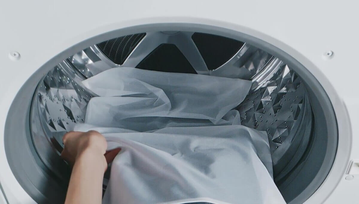 ユニクロ ウォッシャブルボタンダウンニットベスト