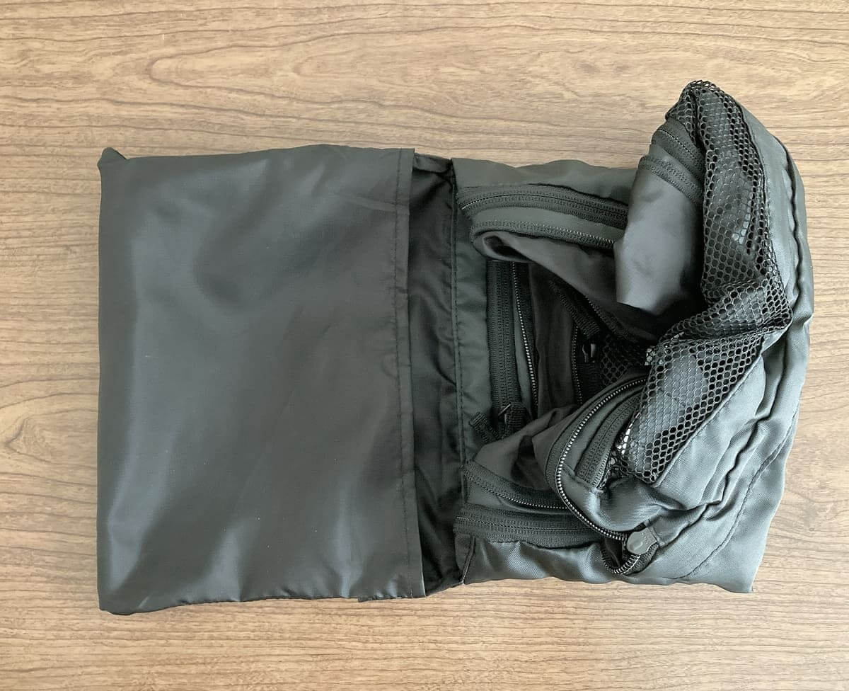 無印良品「たためる　撥水　旅に便利なボストンバッグ」