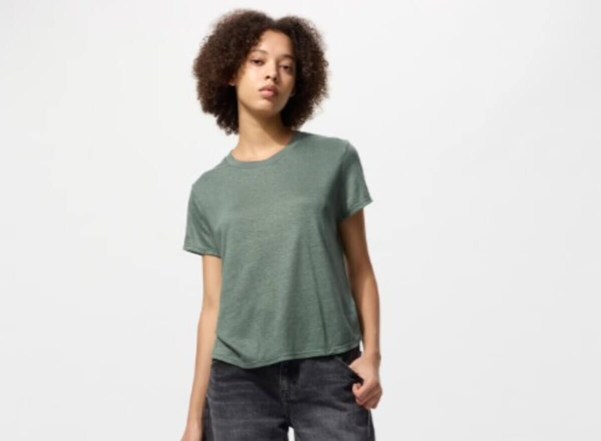 ユニクロ　リネンクルーネックT