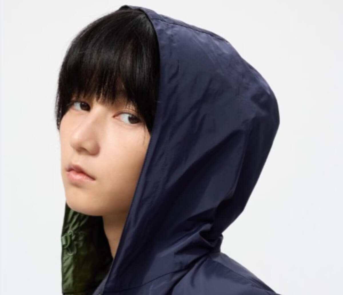 ユニクロ ウインドプルーフショートパーカ