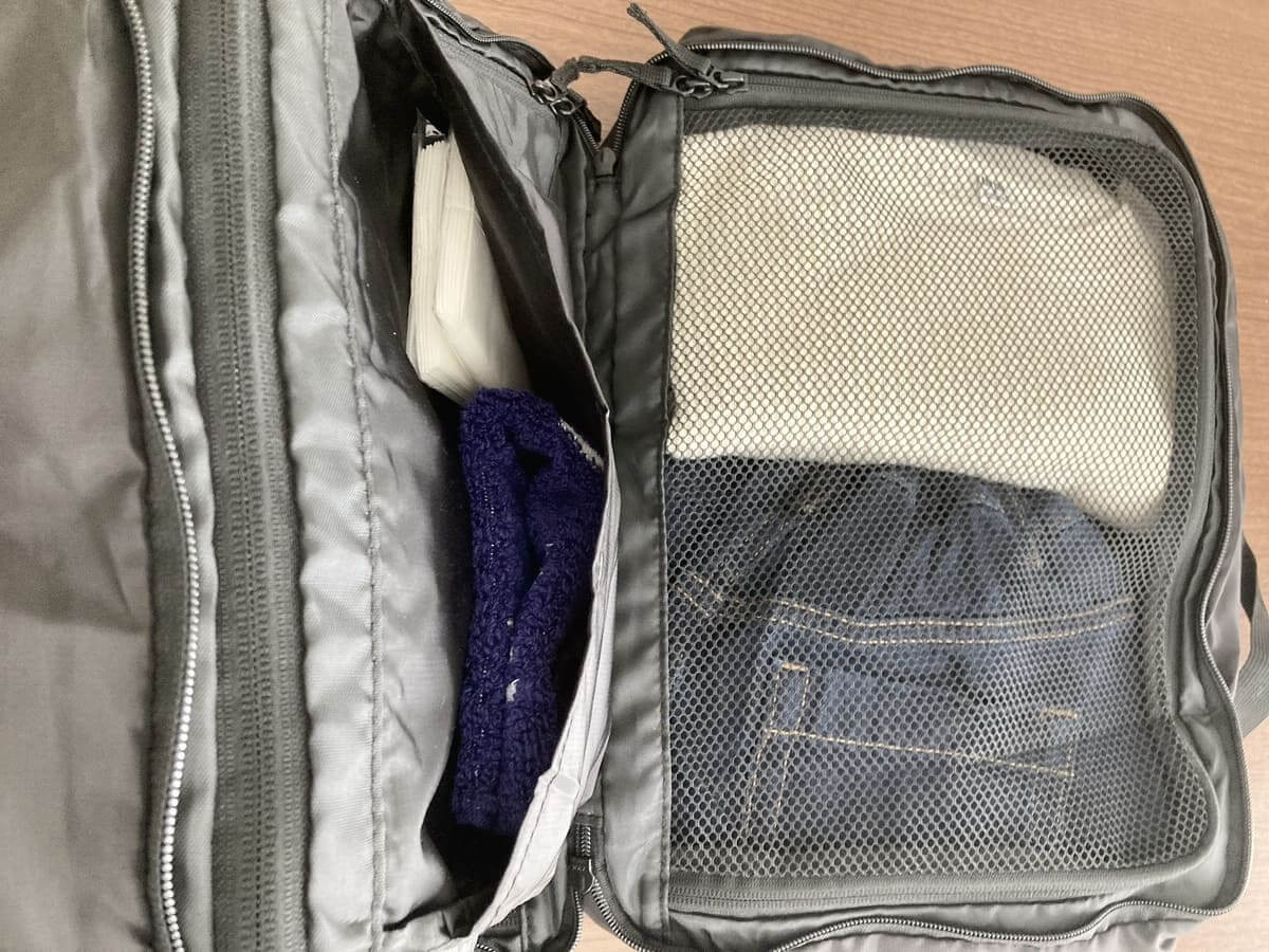 無印良品「たためる　撥水　旅に便利なボストンバッグ」