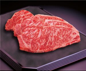 オープン記念で超弩級の破格「黒毛和牛（国内産）サーロインステーキ」が1,080円！肉の老舗「柿安」新店舗