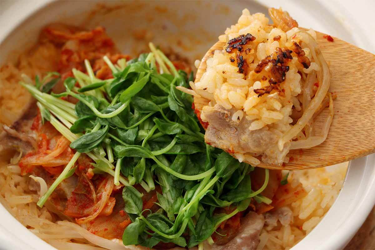 タサン志麻さん「豚キムチ炊き込みご飯」