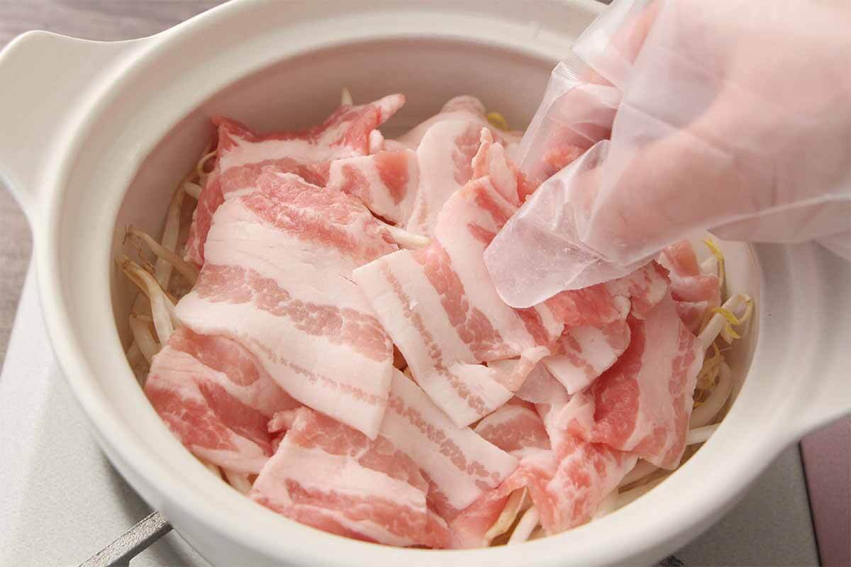 タサン志麻さん「豚キムチ炊き込みご飯」