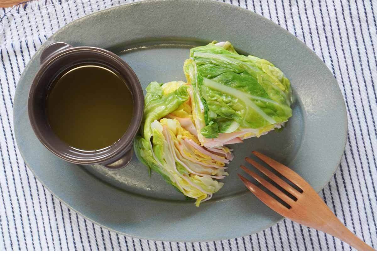 タサン志麻さん「春キャベツと生ハムのミルフィーユサラダ」