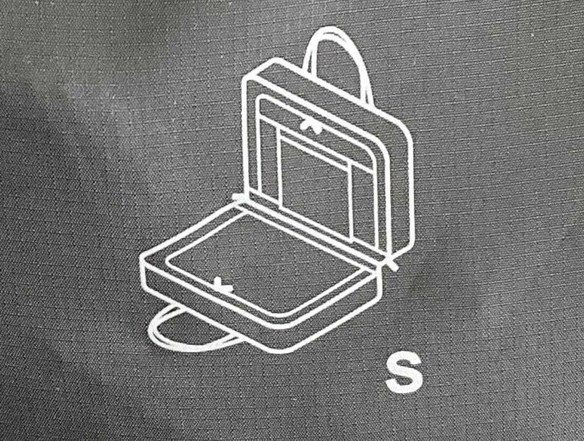 無印良品「たためる　撥水　旅に便利なボストンバッグ」