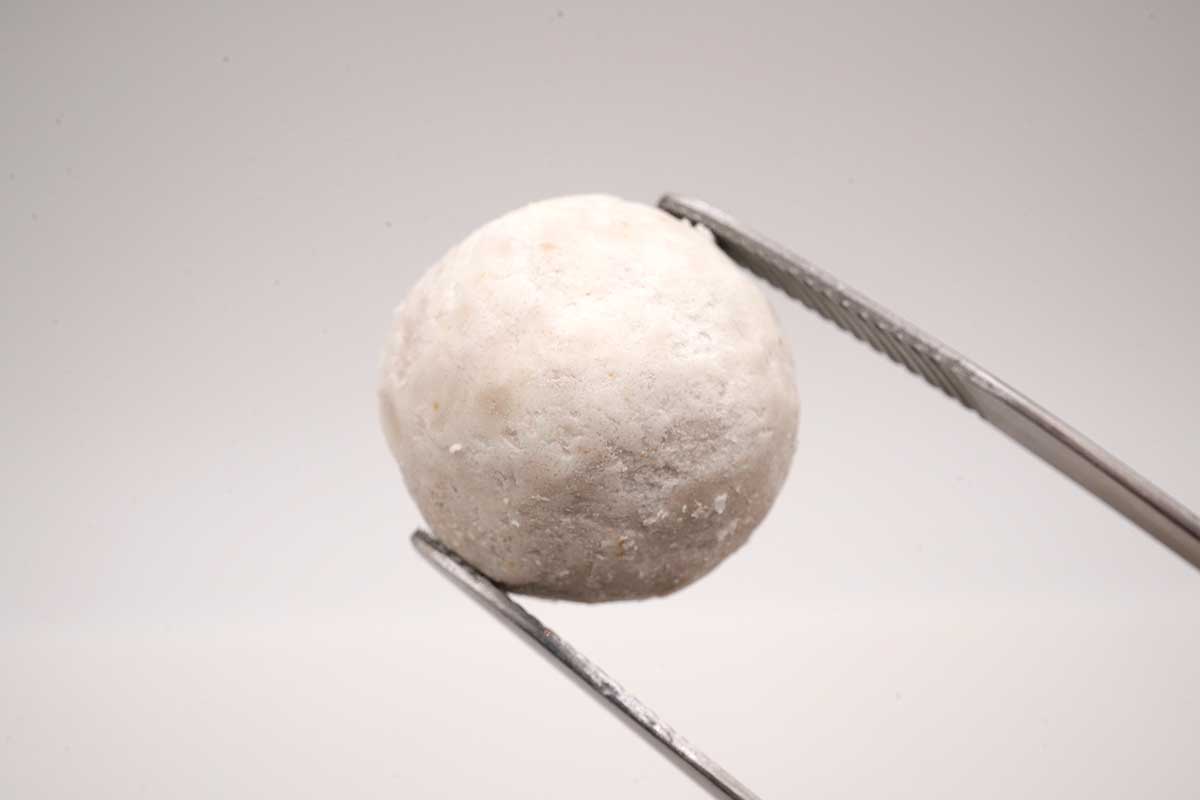 無印良品「世界のお菓子　レモンのブールドネージュ」