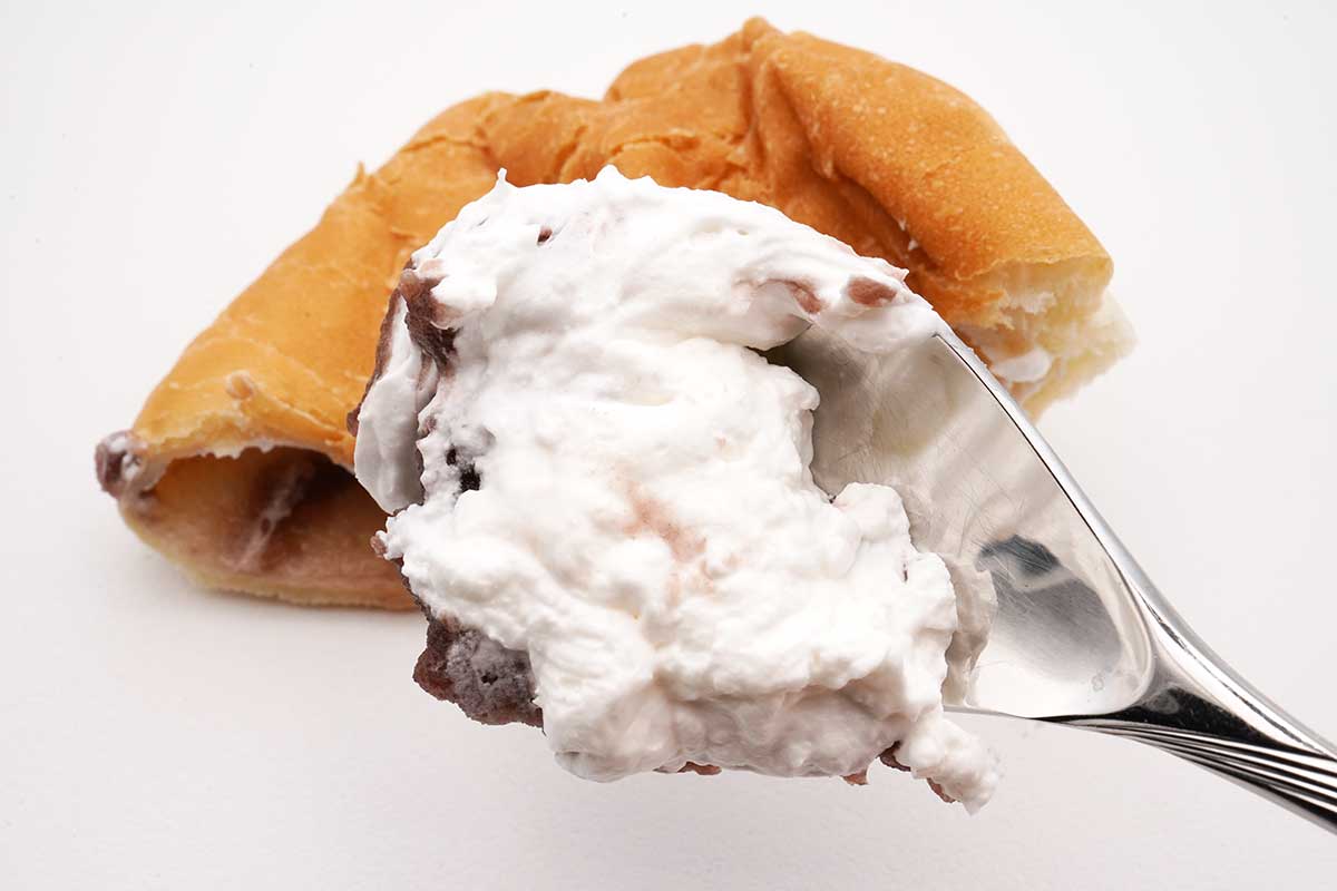 ファミリーマート【超も~っちりパン!】も~っちり食感ホイップあんぱん