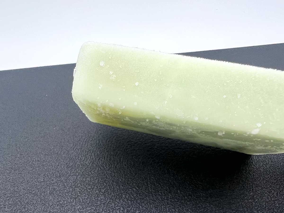 セブンイレブン「カンロじゅるるアイス シャインマスカット」