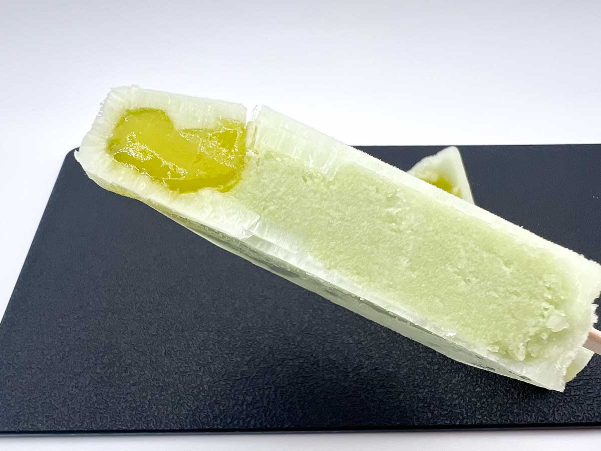 セブンイレブン「カンロじゅるるアイス シャインマスカット」