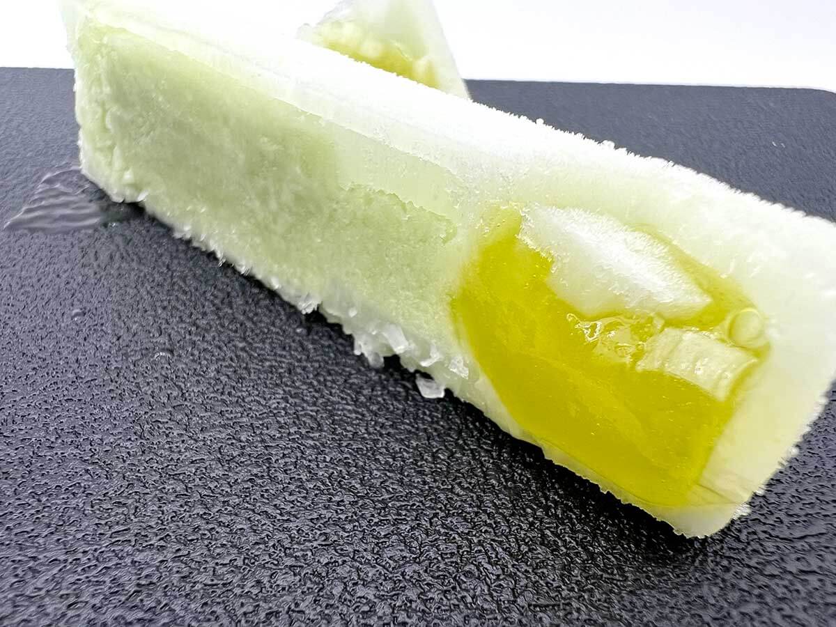 セブンイレブン「カンロじゅるるアイス シャインマスカット」