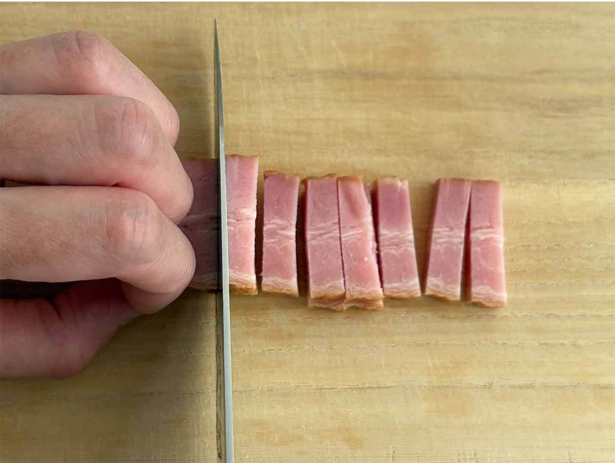 山本ゆりさん「ベーコンバターの卵かけごはん」