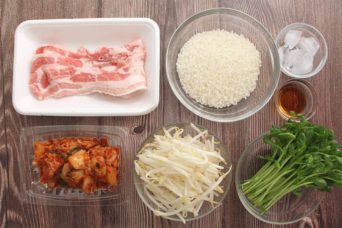 タサン志麻さん「豚キムチ炊き込みご飯」