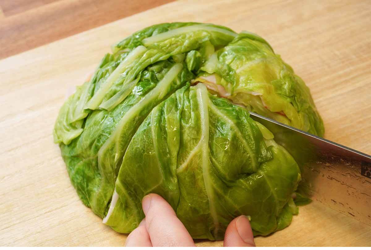 タサン志麻さん「春キャベツと生ハムのミルフィーユサラダ」