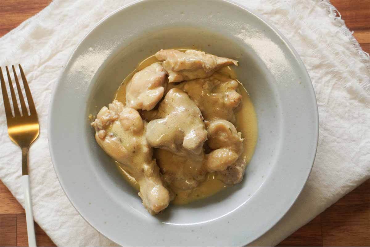 タサン志麻さん「鶏肉のディジョンマスタード煮」