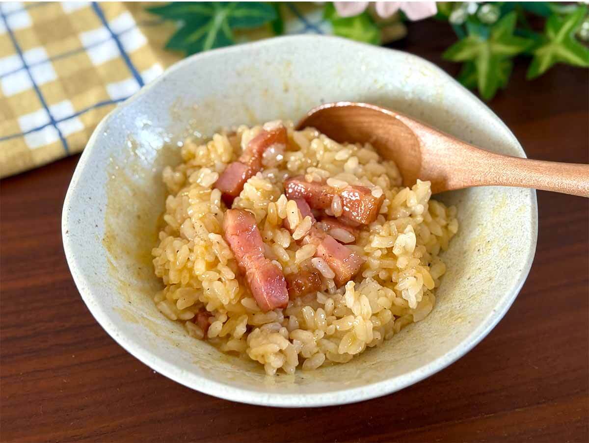 山本ゆりさん「ベーコンバターの卵かけごはん」