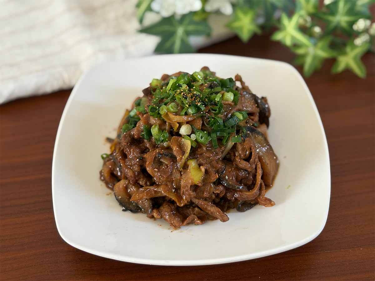 笠原将弘さん「牛肉となすのみそ炒め」