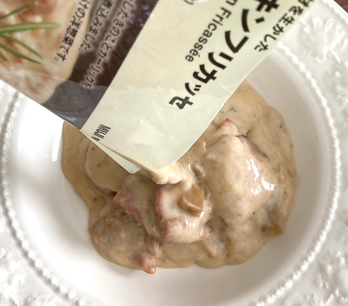 無印良品「素材を生かした チキンフリカッセ」