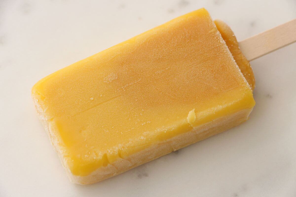 セブンイレブン「7プレミアム まるで完熟マンゴー」