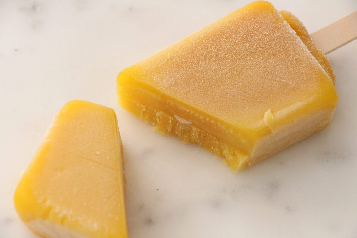 セブンイレブン「7プレミアム まるで完熟マンゴー」