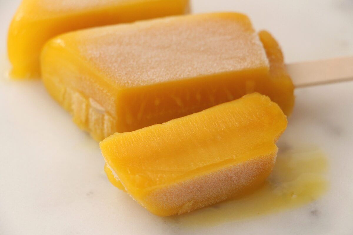 セブンイレブン「7プレミアム まるで完熟マンゴー」