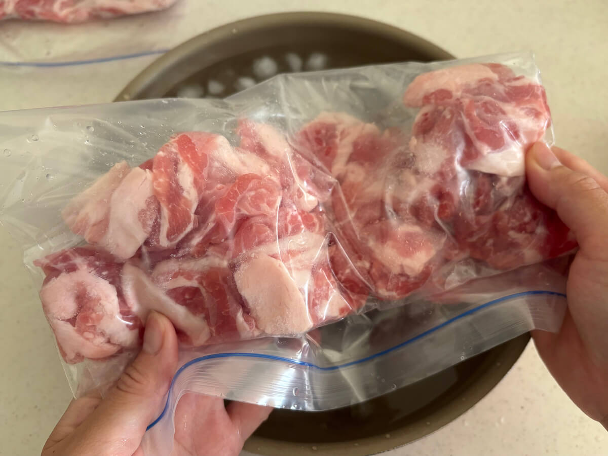 肉の氷水解凍