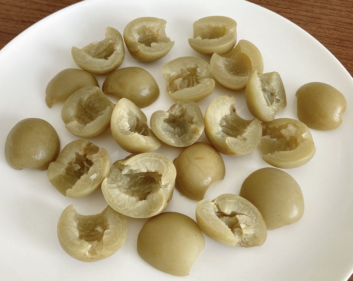 ドン・キホーテ「無着色カリカリ梅（140g）」