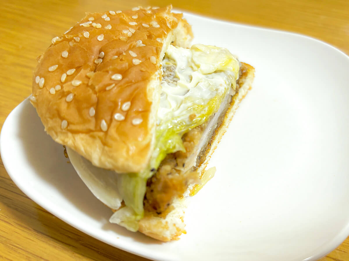 マクドナルド「名古屋名物 手羽先風黒胡椒ジューシーチキン」