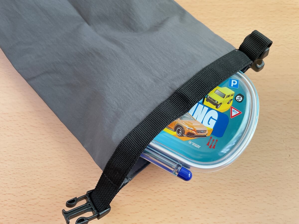 無印良品「ランチバッグ ロールトップタイプ」