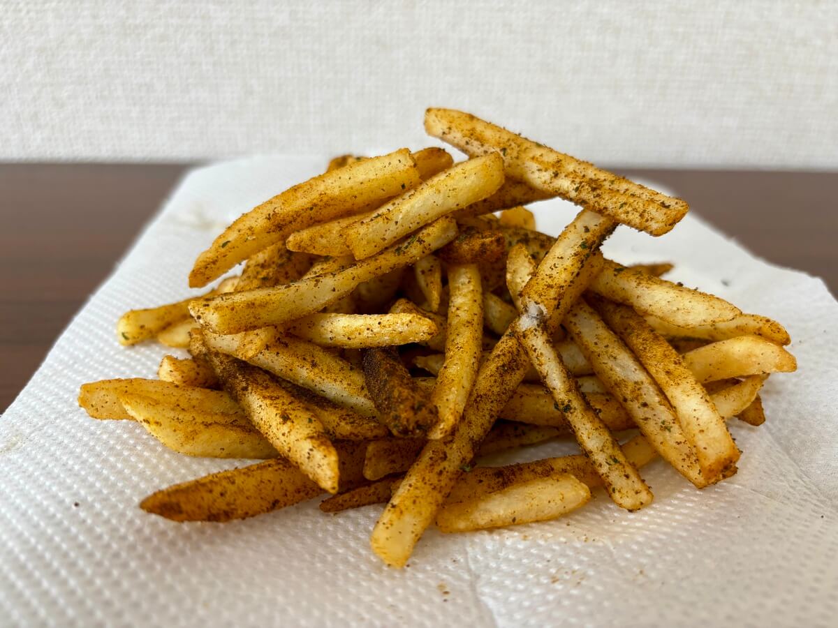マクドナルド「シャカシャカポテト 金沢名物 黒カレー味シーズニング」