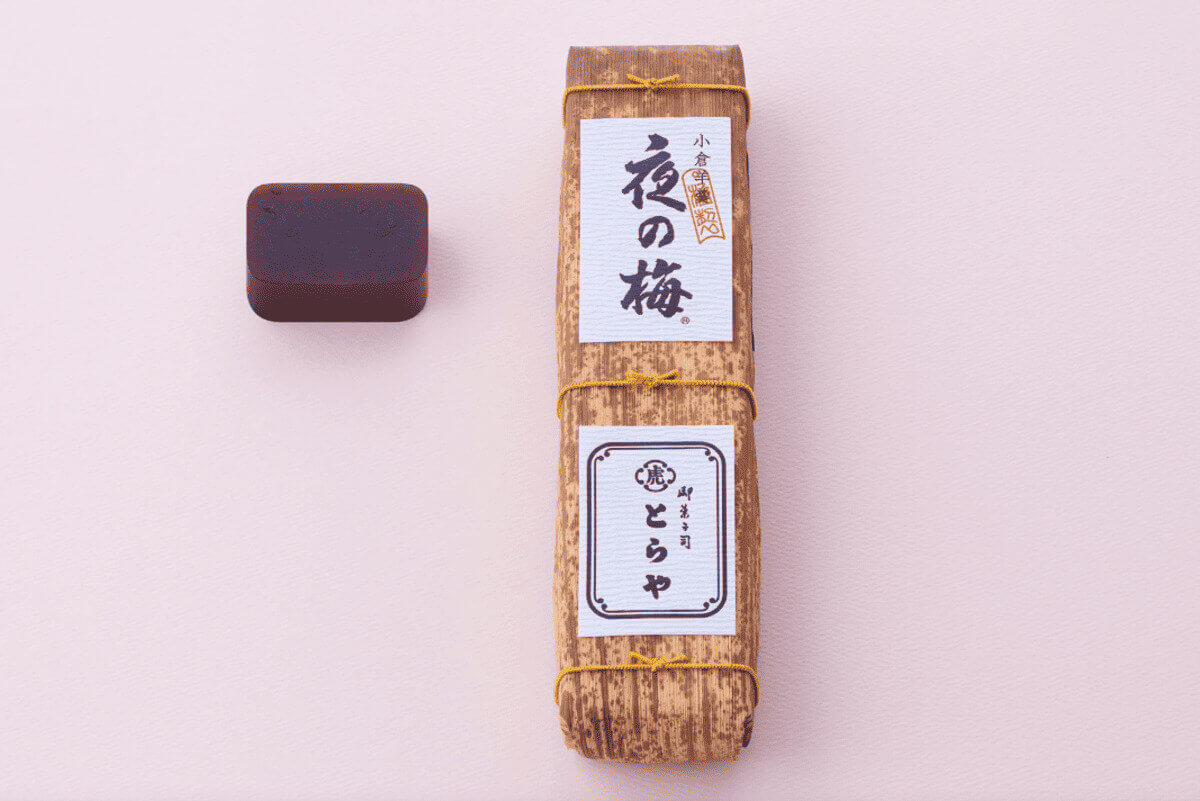 251217_5 Gourmet Biz-グルメビズ- 「とらや」の「竹皮包羊羹 夜の梅」