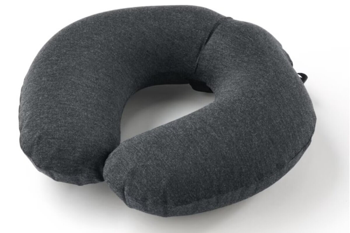 無印良品　ふうっとふくらむネッククッション