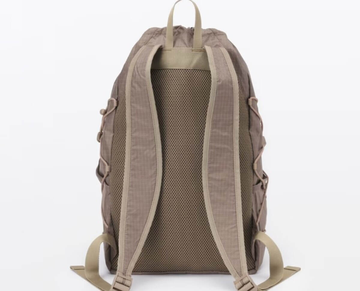 無印良品　撥水　リップストップ　リュックサック