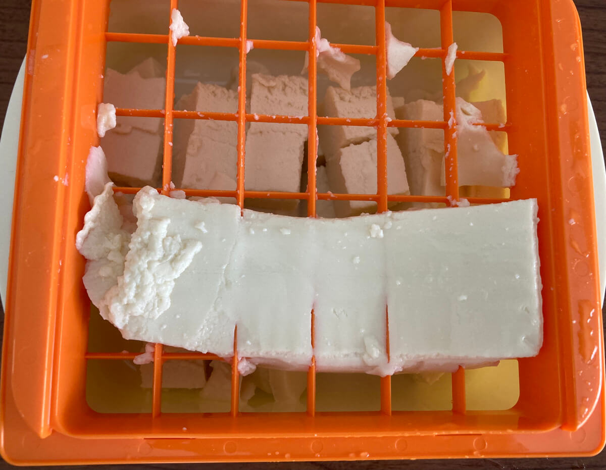 ダイソー「麻婆豆腐職人(3人前)」