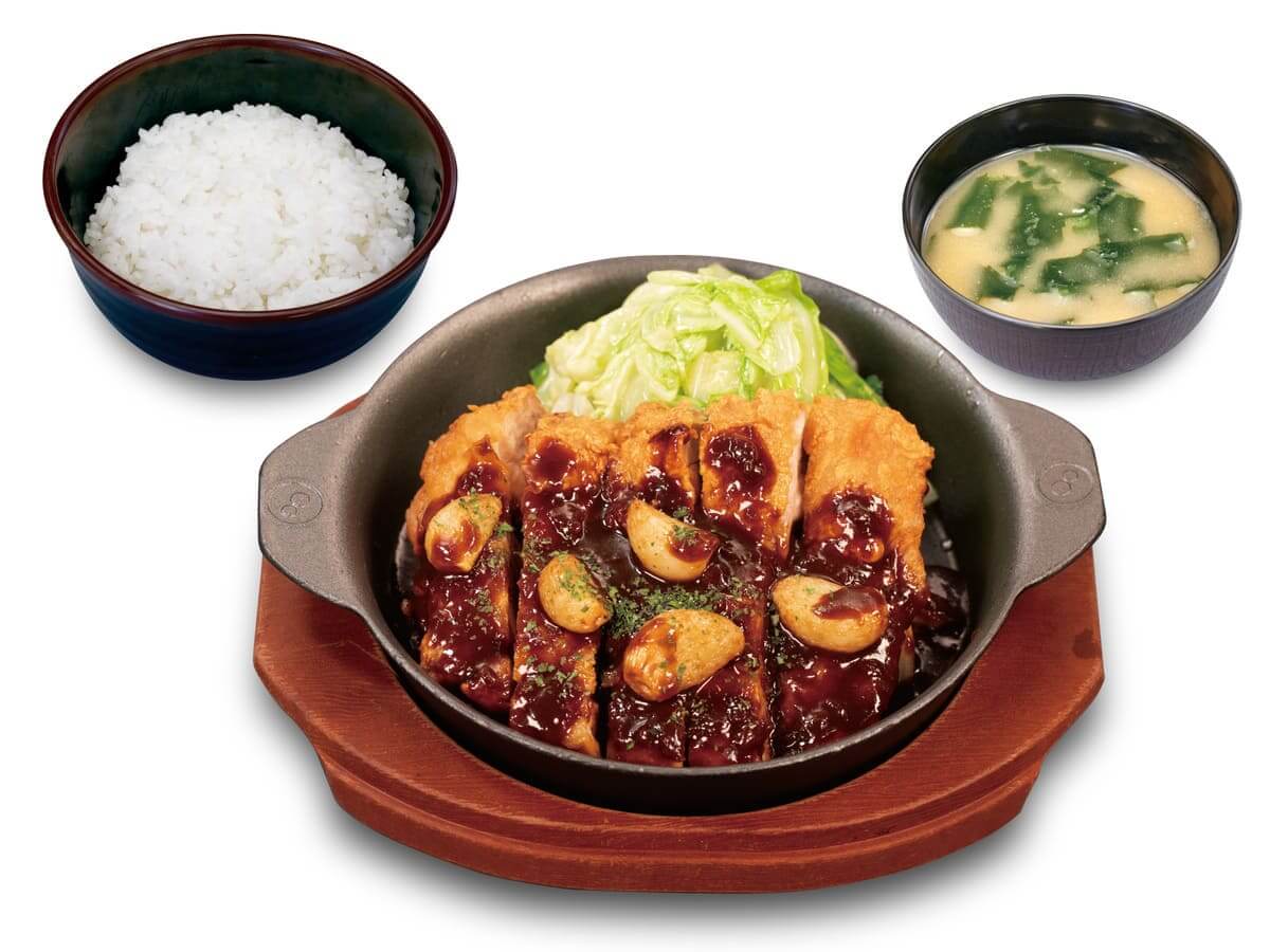 にんにく醬油の揚げる厚切り豚テキ・鶏テキ