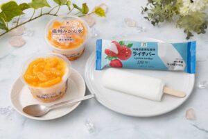 26062211 Gourmet Biz-グルメビズ- セブンイレブン、清涼感あふれる2種のフルーツアイス「温州みかん氷」と「ライチバー」を発売!
