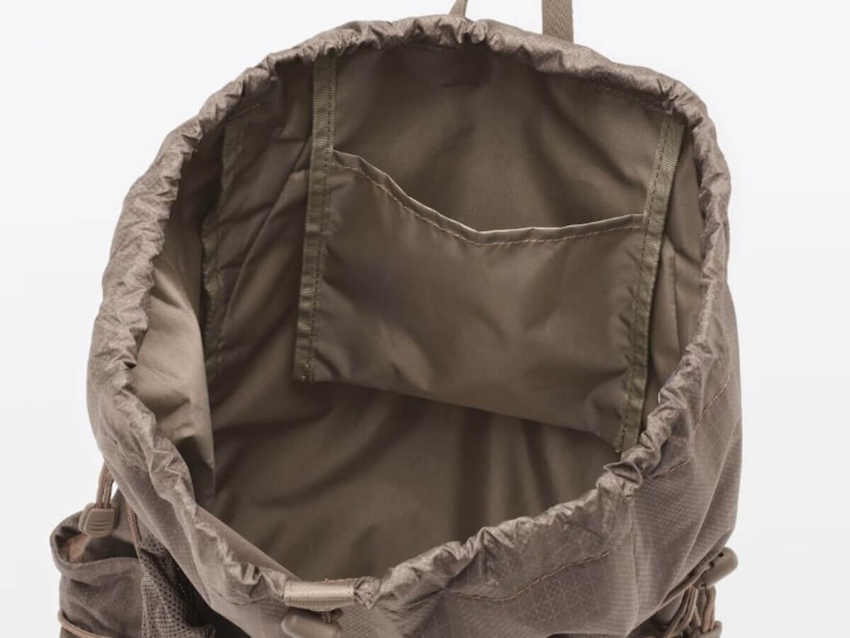 無印良品　撥水　リップストップ　リュックサック