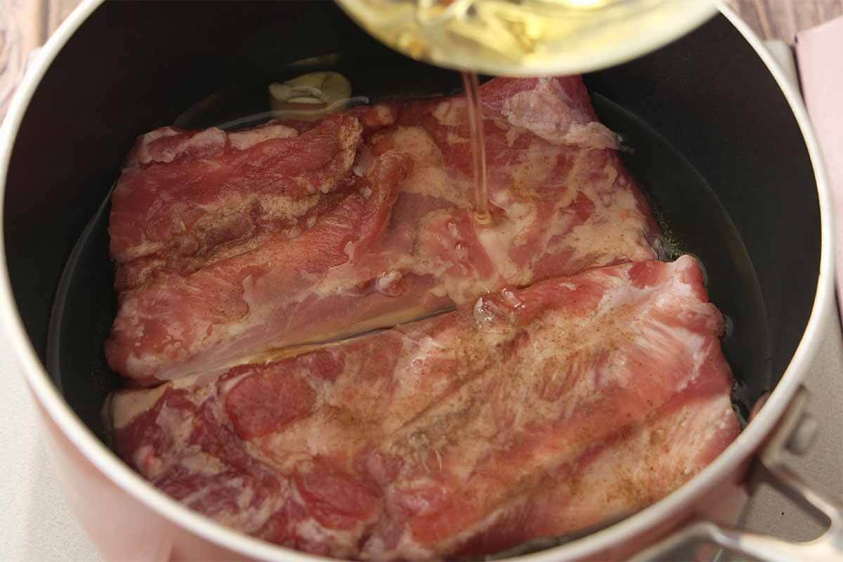 タサン志麻さん「豚バラ肉のコンフィ」