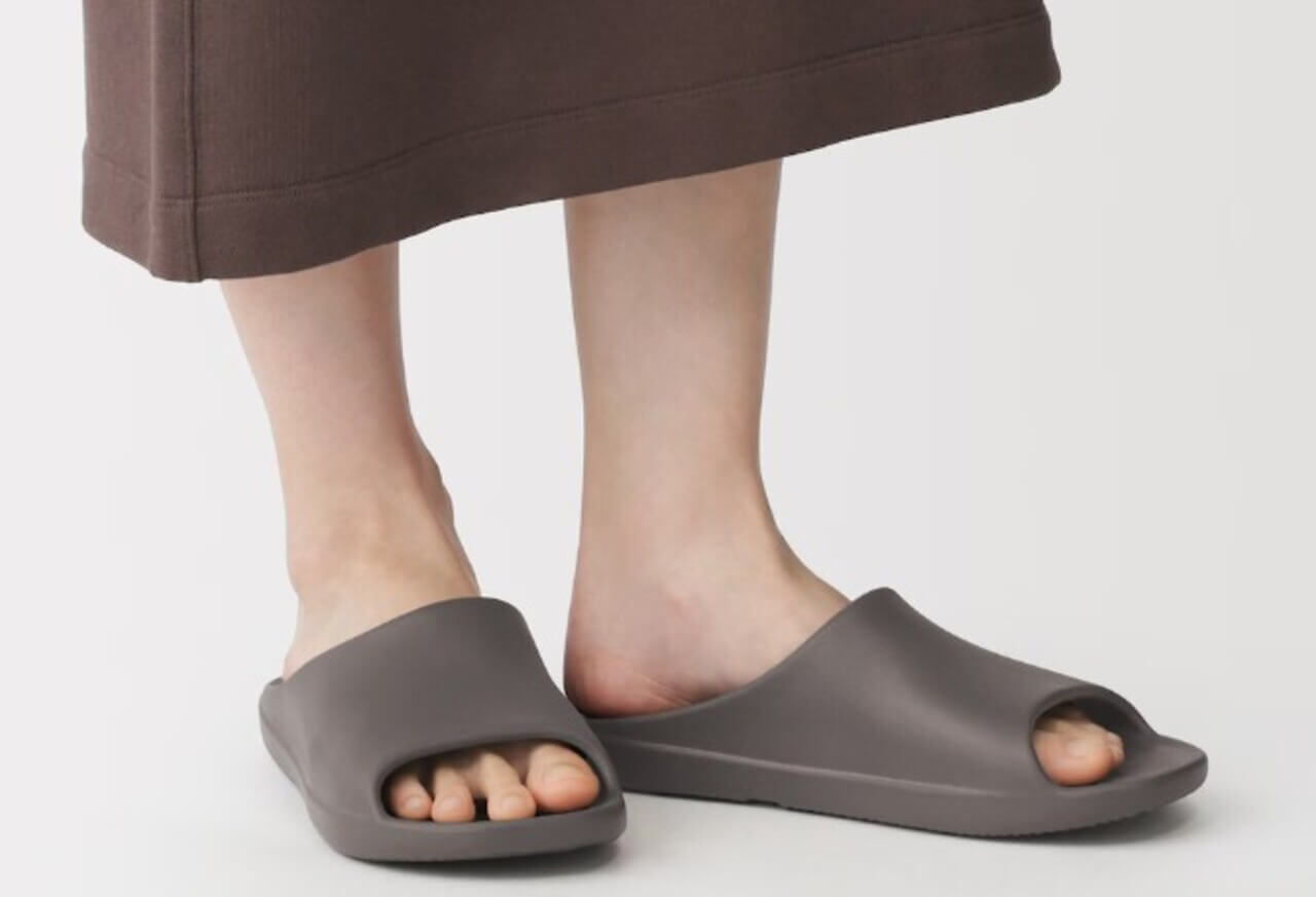無印良品 足なりサンダル