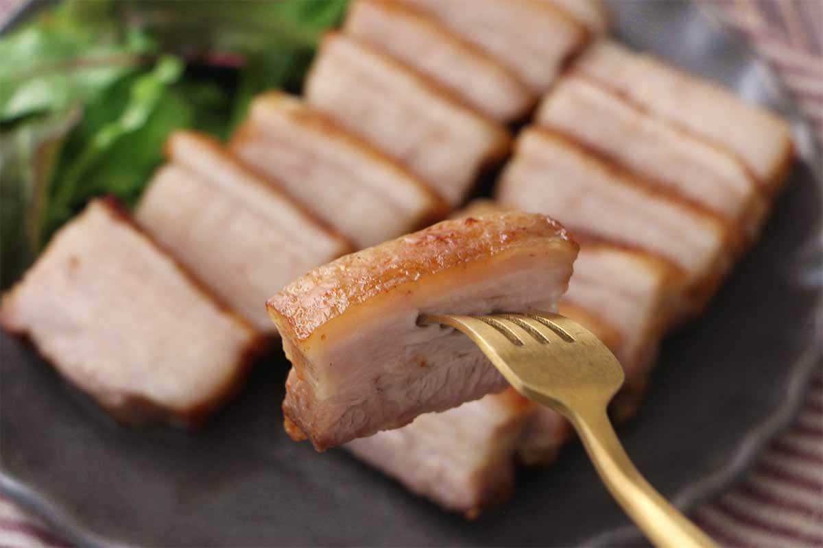 タサン志麻さん「豚バラ肉のコンフィ」
