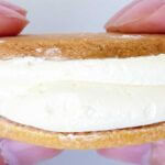 ファミリーマート「ミルクサンド（キャラメルソース入り）」