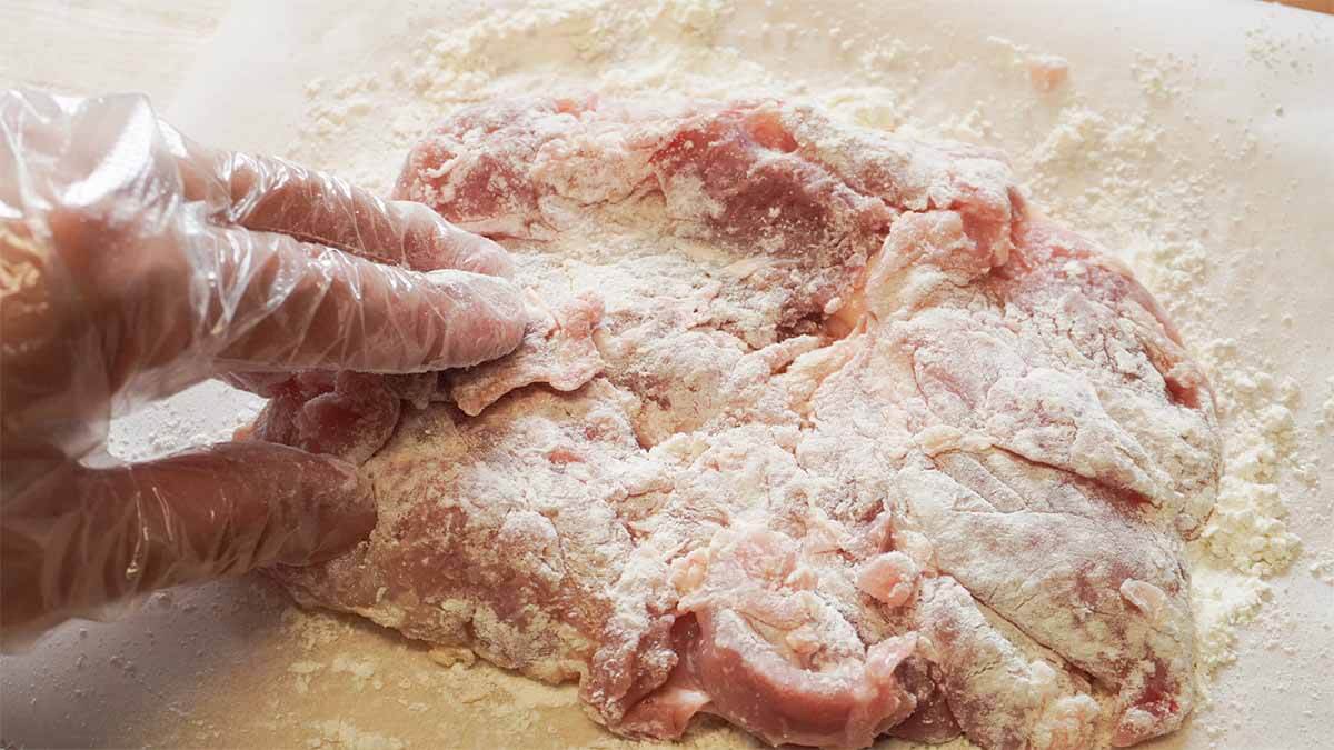 笠原将弘さん「鶏もも肉のにんにく照り焼き」